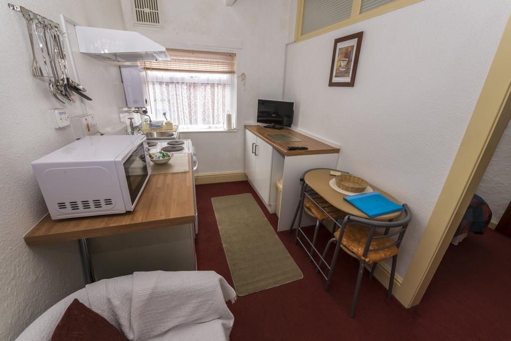 Lyndale Holiday Flats Blackpool Extérieur photo