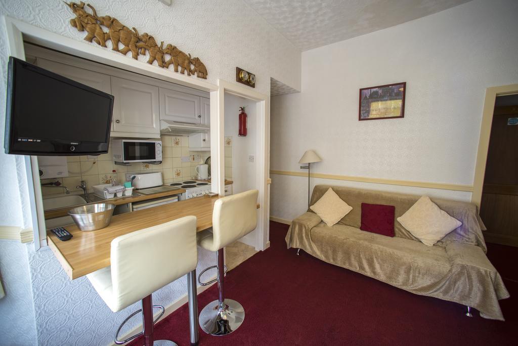 Lyndale Holiday Flats Blackpool Extérieur photo