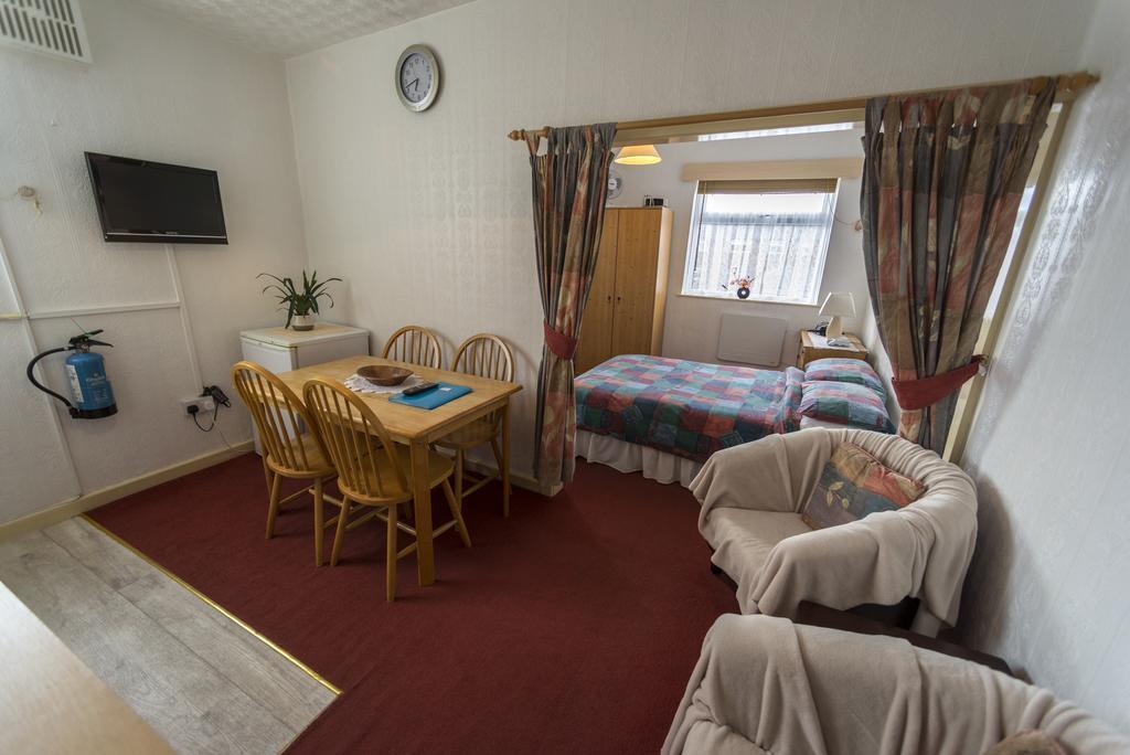 Lyndale Holiday Flats Blackpool Extérieur photo