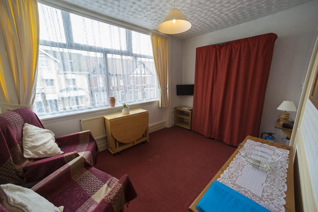 Lyndale Holiday Flats Blackpool Extérieur photo